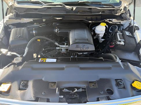 Used 2024 RAM 1500 Classic SLT image 31