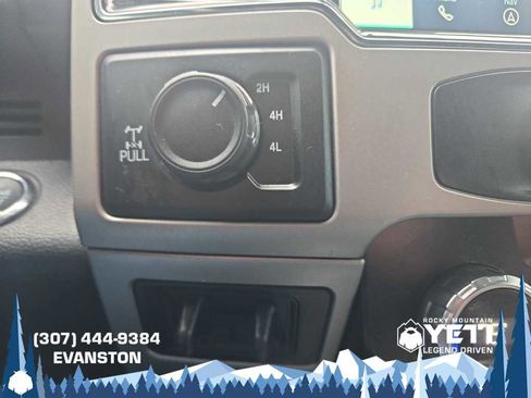 Used 2022 Ford F350 Lariat w/ Black Appearance Package image 23