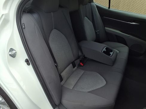 Certified 2024 Toyota Camry LE FWD image 33