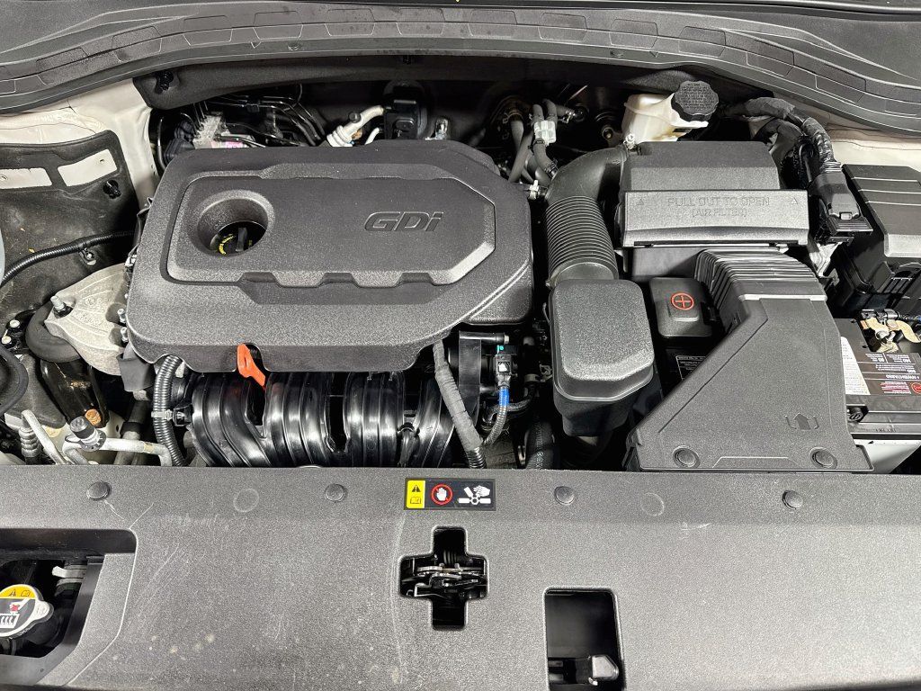 Used 2020 Hyundai Santa Fe SE AWD/4WD image 31