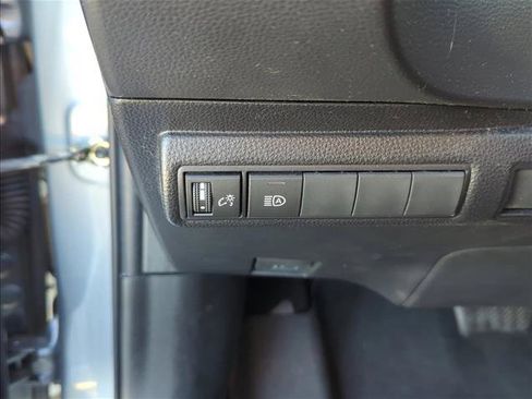 Certified 2022 Toyota Corolla LE image 10