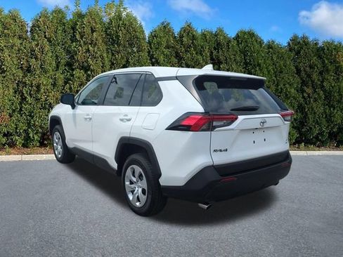 Used 2025 Toyota RAV4 LE AWD/4WD image 6