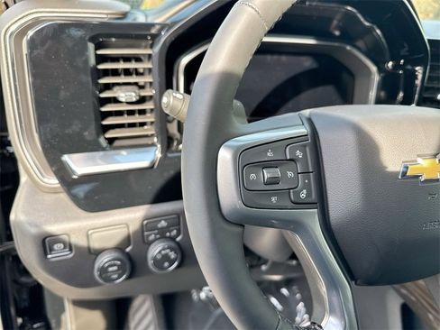 New 2026 Chevrolet Silverado 1500 LT image 17