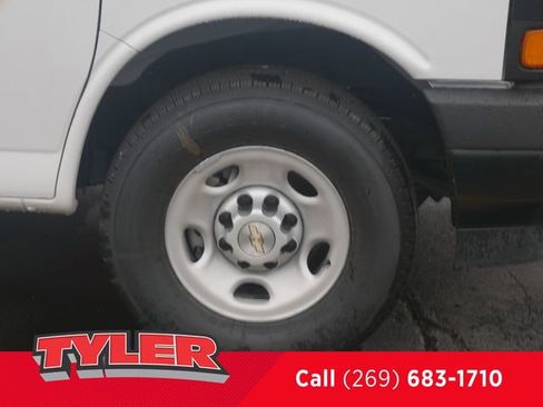 New 2026 Chevrolet Express 2500 Extended w/ Driver Convenience Package image 37