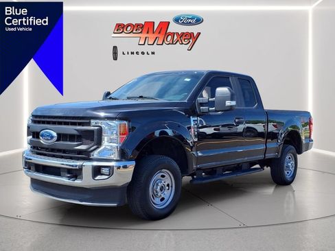 Used 2022 Ford F250 XL w/ Power Equipment Group AWD/4WD image 1