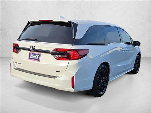 Used 2026 Honda Odyssey Sport-L image 5