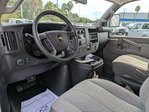 New 2025 Chevrolet Express 3500 w/ Power Convenience Package image 19