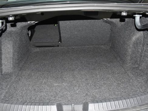 Used 2024 Volkswagen Jetta SE image 28