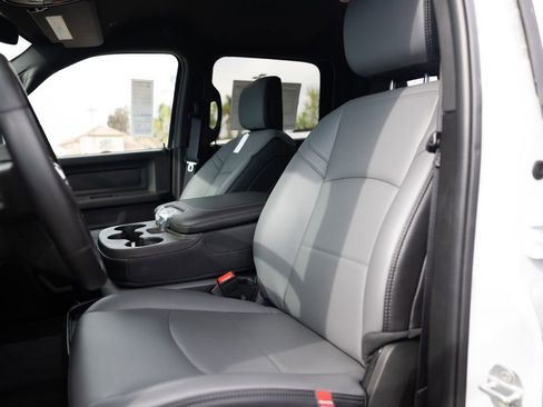 New 2025 RAM 2500 Tradesman image 38