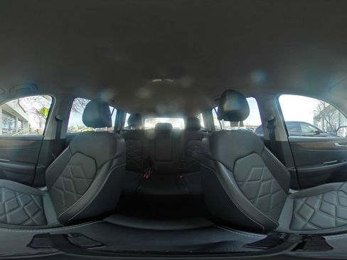 Used 2025 Volkswagen Atlas Cross Sport SE image 44