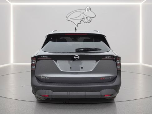 New 2026 Nissan Kicks SR image 4