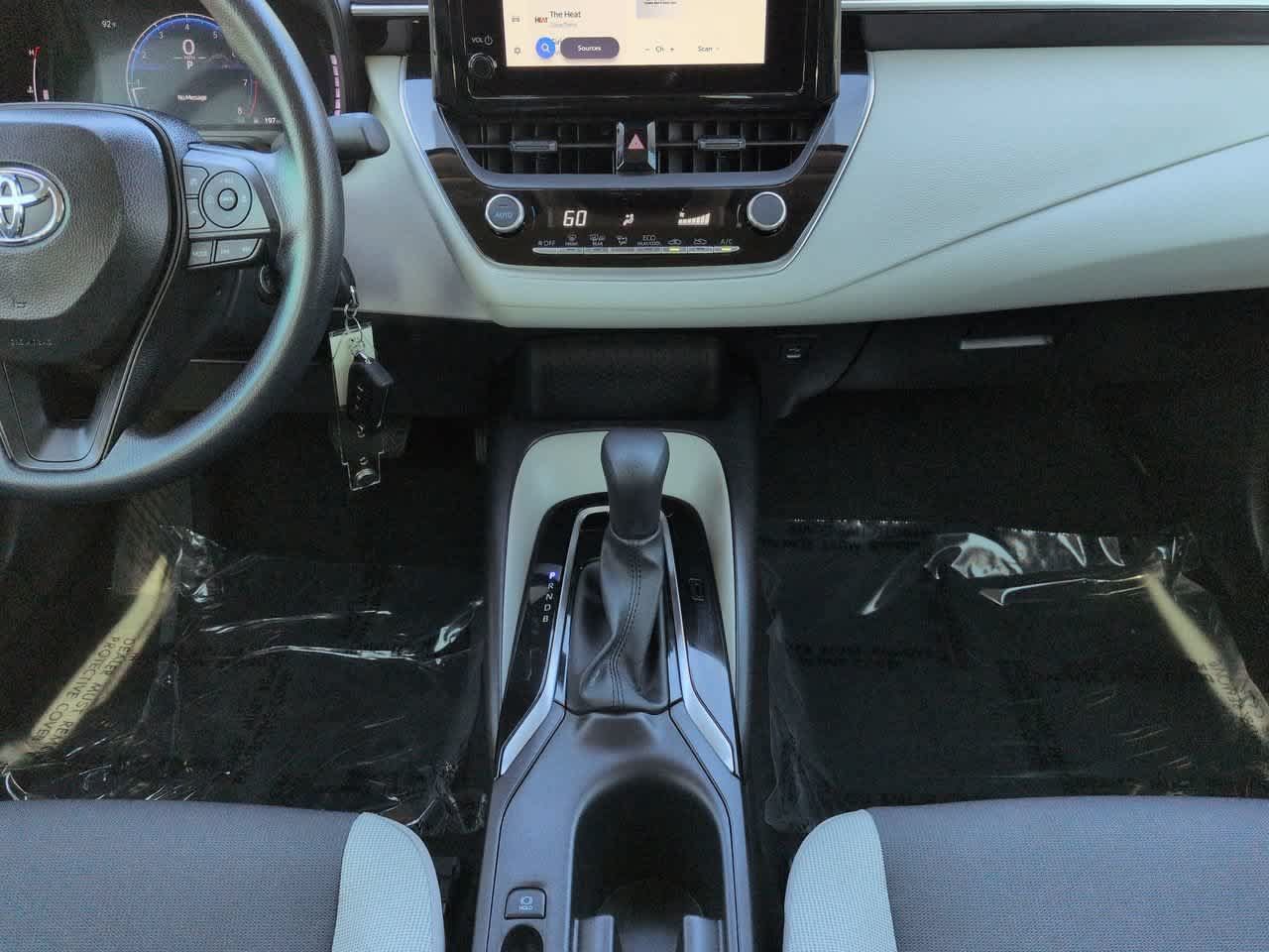 Used 2026 Toyota Corolla LE FWD image 18