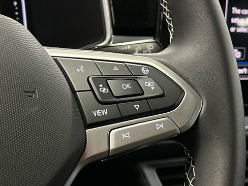 New 2026 Volkswagen Taos SEL AWD/4WD image 26