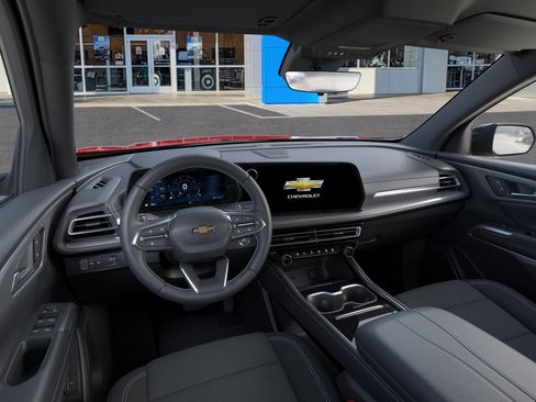 New 2026 Chevrolet Traverse LT FWD image 15