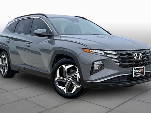 Certified 2024 Hyundai Tucson SEL w/ Convenience Package FWD image 3