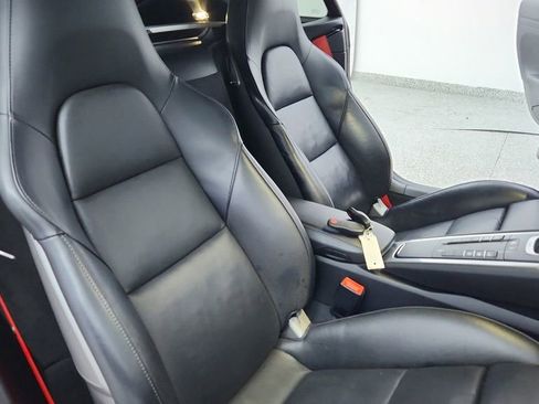 Used 2020 Porsche 718 Cayman S image 30