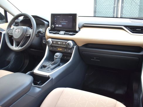 Used 2025 Toyota RAV4 XLE w/ Weather Package AWD/4WD image 12