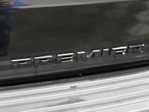 Used 2023 Chevrolet Suburban Premier image 47