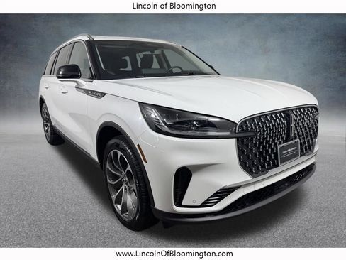 Certified 2025 Lincoln Aviator Reserve w/ Illumination Package AWD/4WD image 11