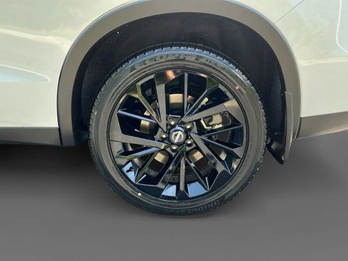 New 2026 Nissan Rogue SL AWD/4WD image 16