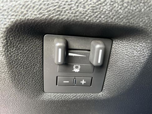 Used 2011 GMC Sierra 2500 SLE w/ SLE Preferred Package image 20