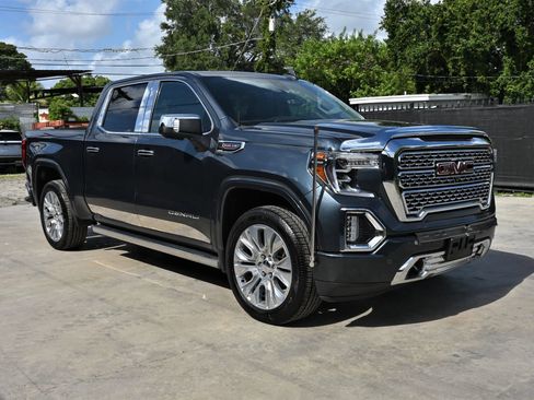 Used 2020 GMC Sierra 1500 Denali w/ Denali Ultimate Package AWD/4WD image 1