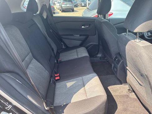Certified 2026 Nissan Rogue SV FWD image 5