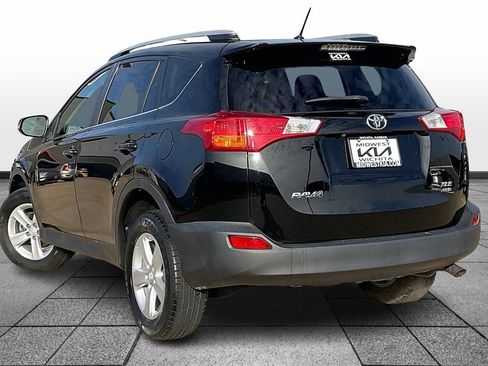 Used 2013 Toyota RAV4 XLE image 12