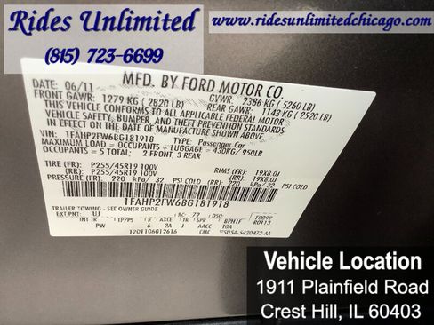 Used 2011 Ford Taurus Limited FWD image 28