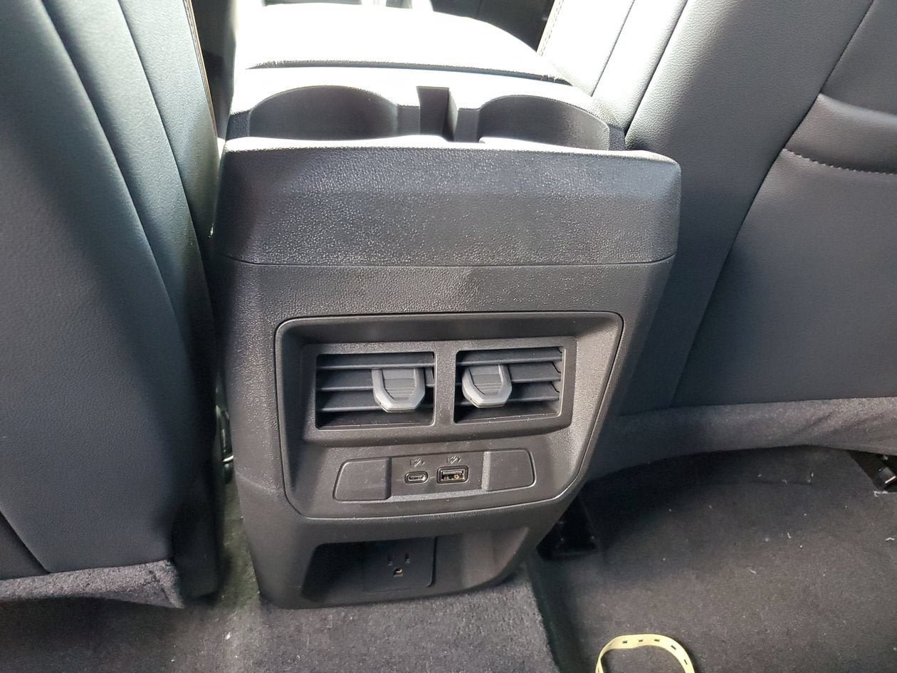 New 2026 GMC Canyon AT4 AWD/4WD image 16