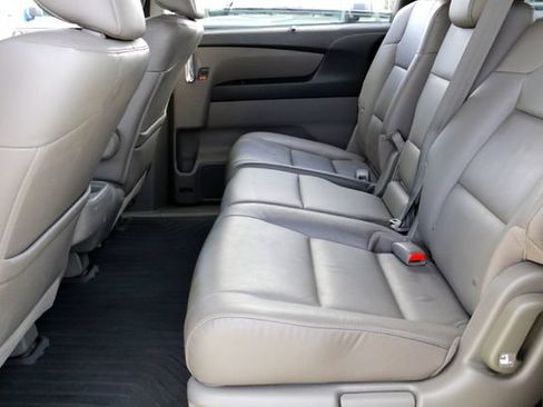 Used 2014 Honda Odyssey EX-L image 25