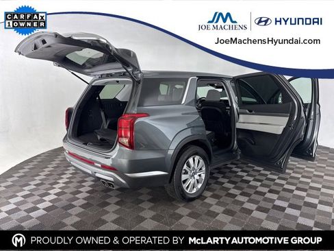 Used 2024 Hyundai Palisade SE image 17