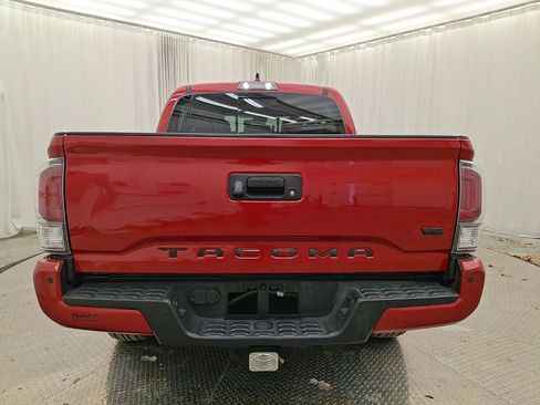 Certified 2021 Toyota Tacoma TRD Off-Road w/ Technology Package image 7