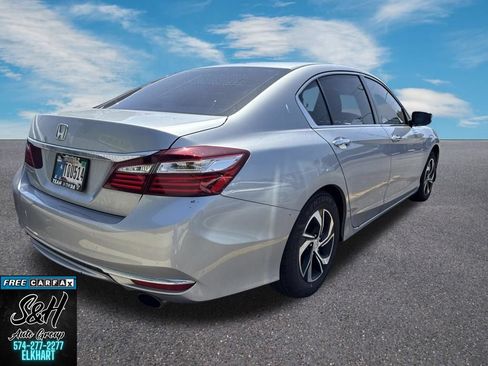Used 2017 Honda Accord LX image 5