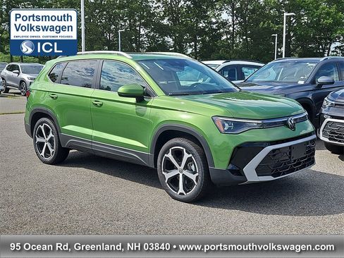 New 2025 Volkswagen Taos SEL image 1