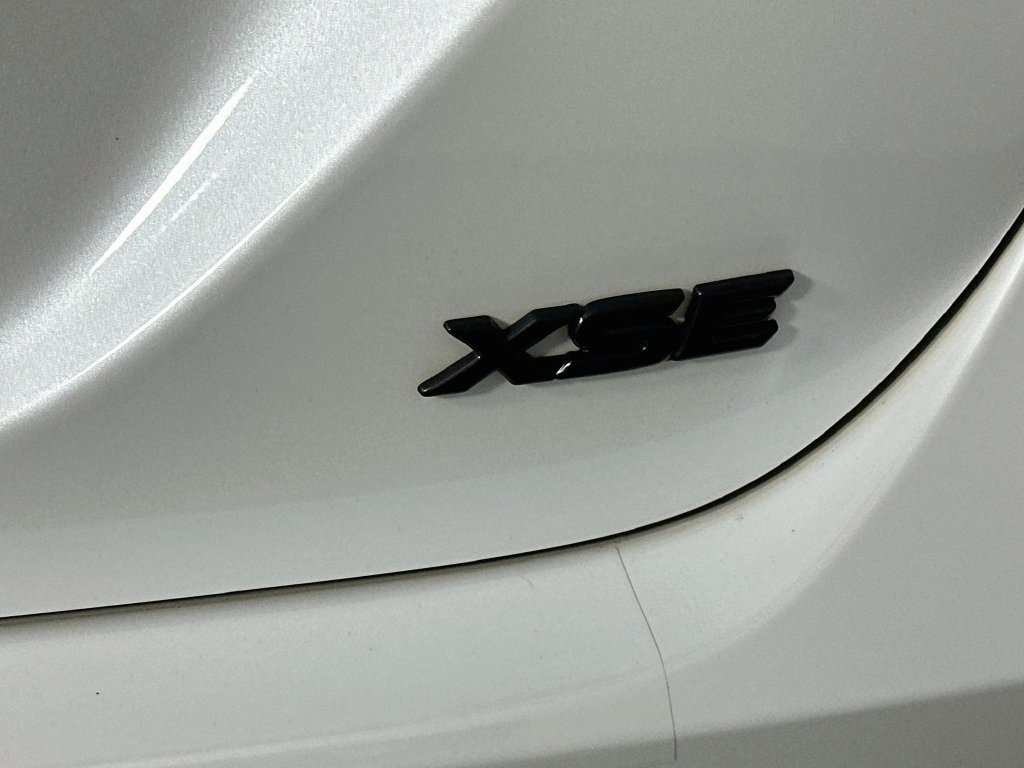 Used 2023 Toyota Camry XSE FWD image 28