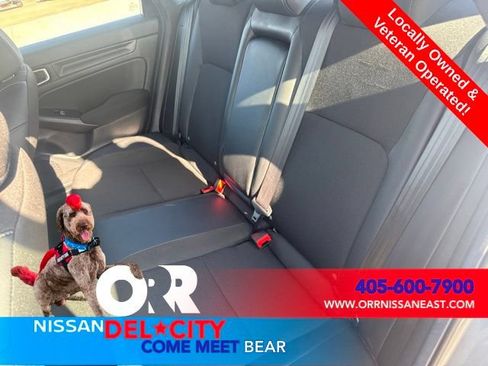 Used 2025 Honda Civic Sport image 11
