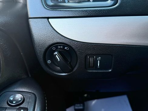 Used 2015 Dodge Grand Caravan SE w/ Quick Order Package 29E SE image 37