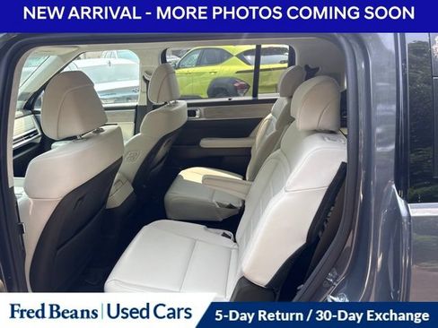 Certified 2025 Hyundai Santa Fe Calligraphy AWD/4WD image 9