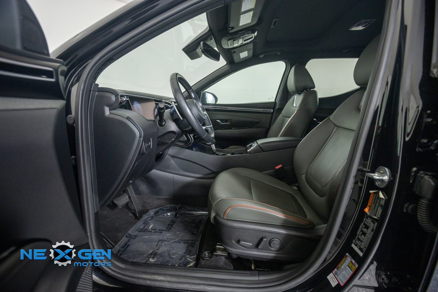 Used 2023 Hyundai Santa Cruz Limited AWD/4WD image 12