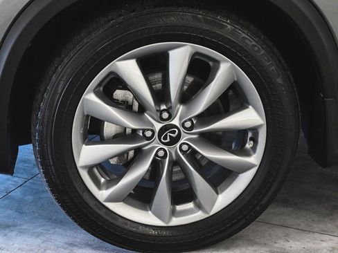 Used 2022 INFINITI QX50 Essential image 7