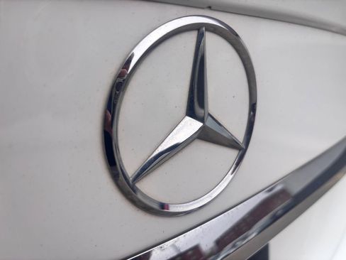 Used 2018 Mercedes-Benz C 300 4MATIC Sedan image 11