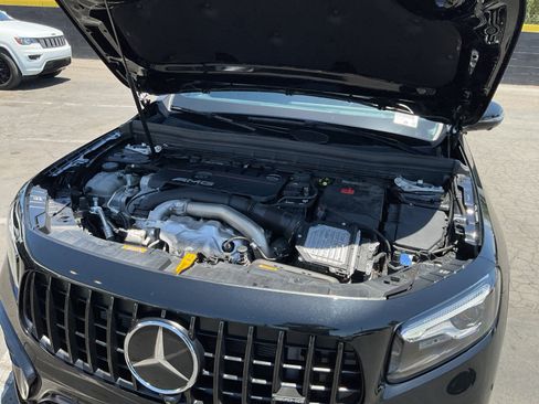 Used 2024 Mercedes-Benz GLB 35 AMG 4MATIC image 23