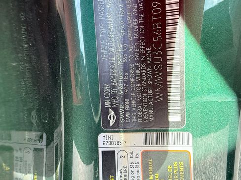 Used 2011 MINI Cooper Hardtop image 18