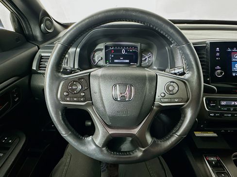 Used 2023 Honda Passport TrailSport image 11