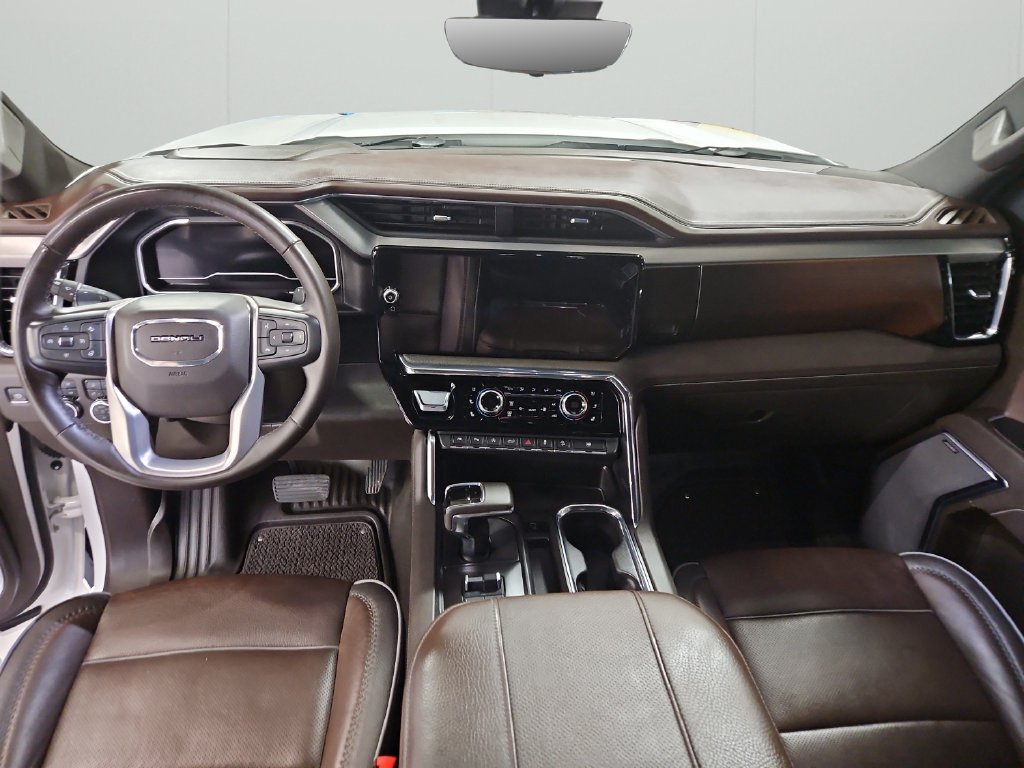 Used 2023 GMC Sierra 1500 Denali w/ Denali Reserve Package AWD/4WD image 12
