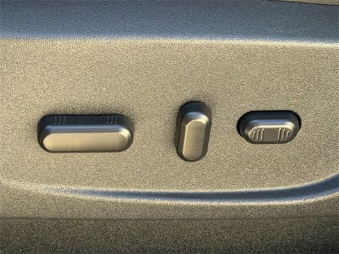 Used 2018 Ford Escape SE w/ SE Sync 3 Package image 22