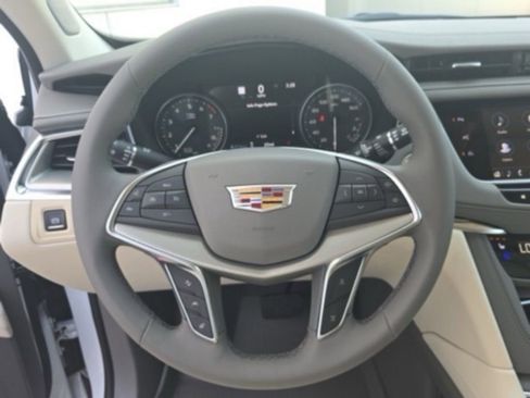 New 2026 Cadillac XT5 Premium Luxury w/ Driver Assist Package image 19