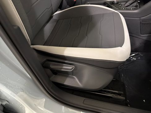 New 2026 Volkswagen Taos SE image 37