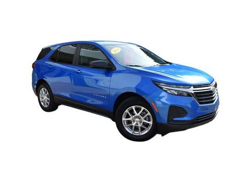 Used 2024 Chevrolet Equinox LS w/ LS Convenience Package image 2
